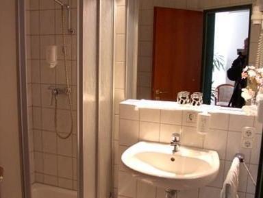 Hotel Walz Salzkotten Esterno foto