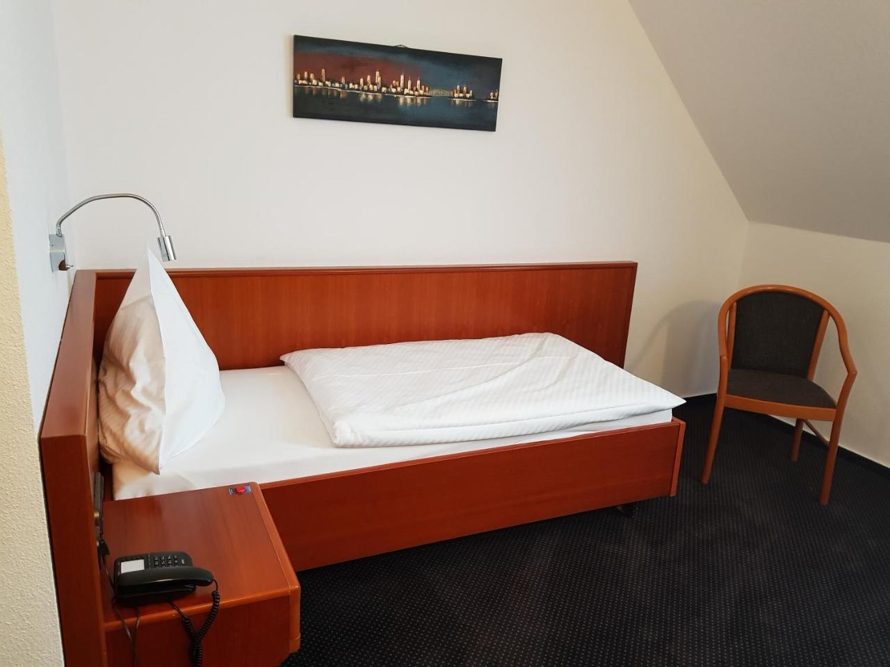 Hotel Walz Salzkotten Esterno foto